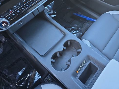 Used 2024 Honda Prologue Touring image 32