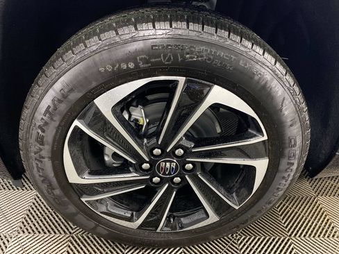 Used 2026 Buick Enclave Sport Touring w/ Power Package FWD image 10