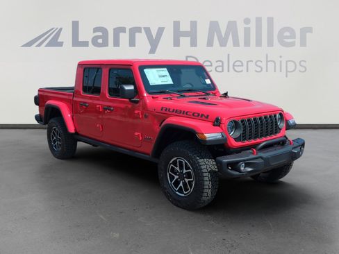 New 2025 Jeep Gladiator Rubicon w/ Steel Bumper Group image 7