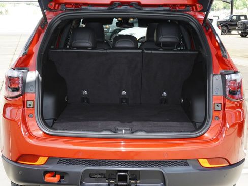 Used 2024 Jeep Compass Trailhawk w/ Trailer Tow Group AWD/4WD image 25
