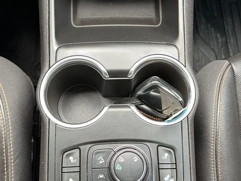 Used 2021 GMC Terrain SLT w/ Infotainment Package II AWD/4WD image 20