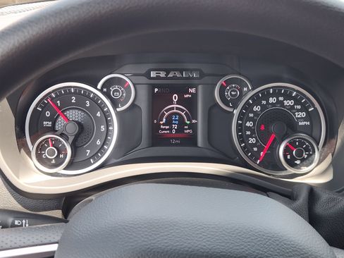 New 2026 RAM 2500 Tradesman AWD/4WD image 14