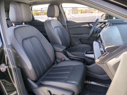 Used 2023 Audi Q4 e-tron Premium Plus w/ Premium Plus AWD/4WD image 27
