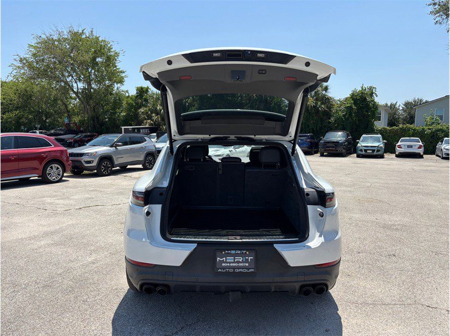 Used 2022 Porsche Cayenne Platinum Edition AWD/4WD image 47