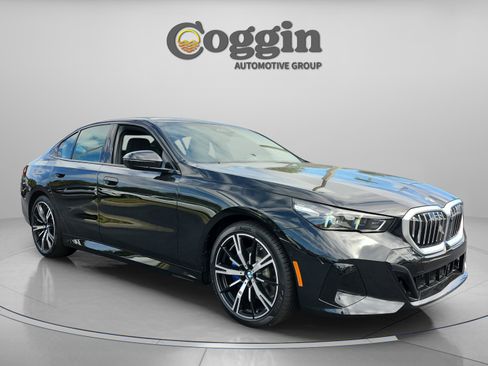 New 2026 BMW 530i w/ M Sport Package RWD image 8
