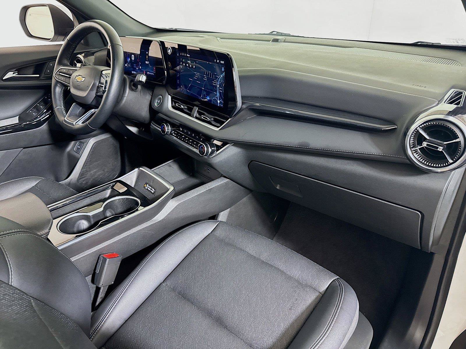 Certified 2025 Chevrolet Equinox LT w/ Convenience Package II FWD image 27