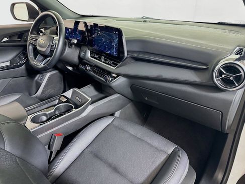 Certified 2025 Chevrolet Equinox LT w/ Convenience Package II FWD image 27