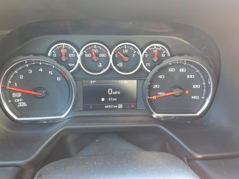 Used 2023 Chevrolet Traverse LT image 30