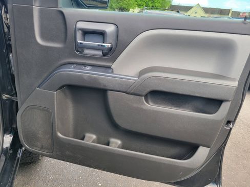 Used 2018 Chevrolet Silverado 1500 W/T w/ Special Service Package AWD/4WD image 36