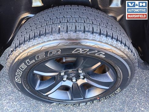 Used 2023 RAM 1500 Big Horn AWD/4WD image 23