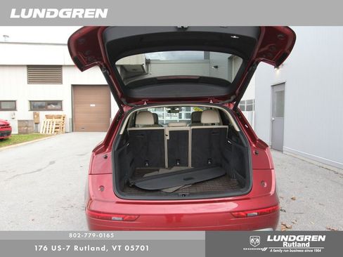 Used 2019 Audi Q5 2.0T Premium Plus w/ Premium Plus Package image 37