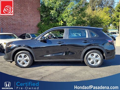 Certified 2023 Honda HR-V LX image 6