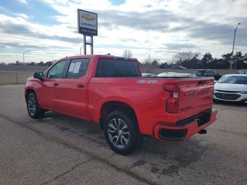 Used 2022 Chevrolet Silverado 1500 Custom w/ LPO, Dark Essentials Package image 22