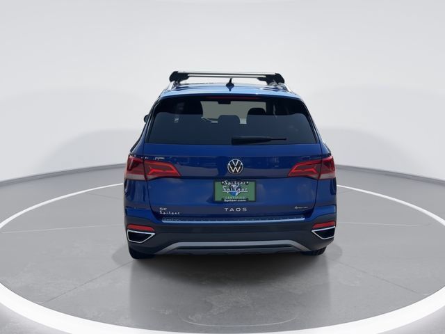 Used 2022 Volkswagen Taos SE FWD image 8