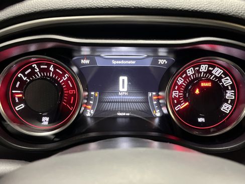 Used 2022 Dodge Challenger R/T image 21