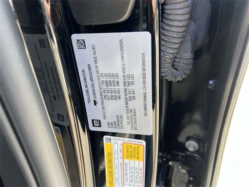 Certified 2024 Chevrolet Suburban High Country w/ Advanced Technology Package image 19