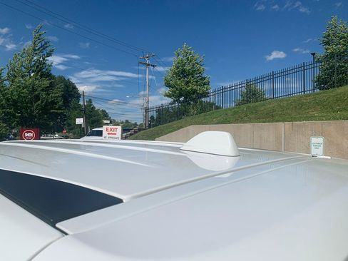 Used 2017 Chrysler Pacifica LX FWD image 27