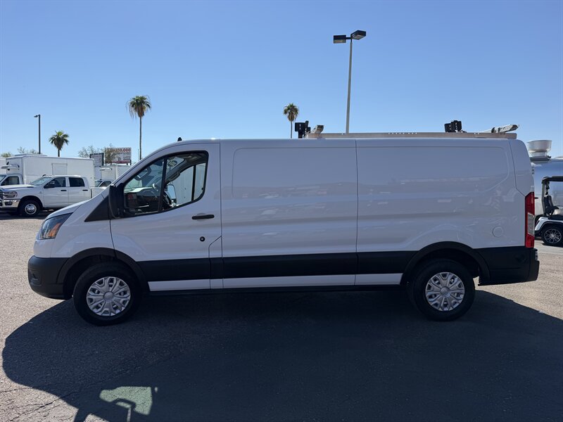 Used 2024 Ford Transit 250 Low Roof w/ Fleet Fuel Economy Package RWD image 5