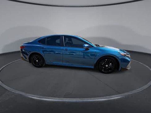 Used 2026 Toyota Camry SE w/ Multimedia Upgrade Package FWD image 9