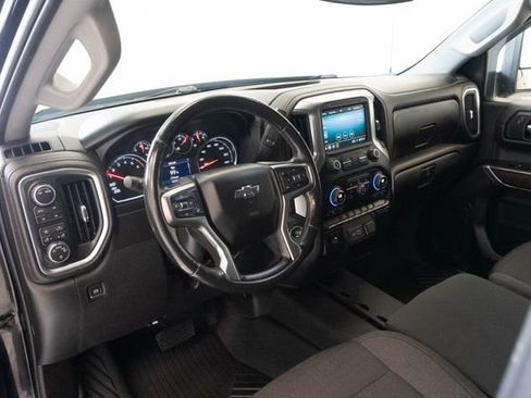 Used 2021 Chevrolet Silverado 1500 RST AWD/4WD image 5