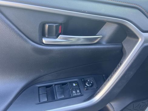Used 2020 Toyota RAV4 Adventure AWD/4WD image 13