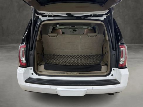 Used 2018 GMC Yukon SLT w/ Premium Edition RWD image 12