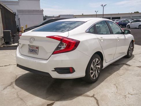Used 2016 Honda Civic EX image 9