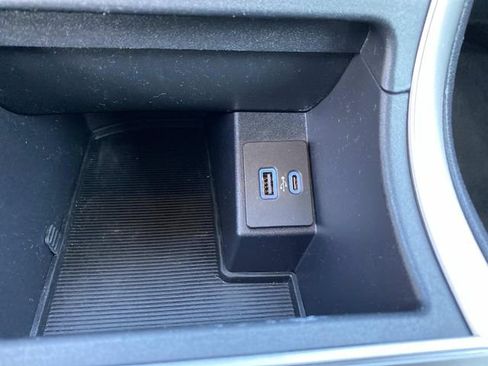 Used 2024 Ford Edge SEL AWD/4WD image 10