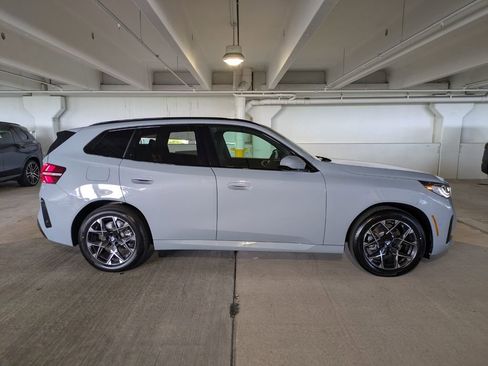 New 2026 BMW X3 xDrive30 w/ M Sport Package AWD/4WD image 3