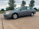 Used 2000 Toyota Avalon XLS image 2