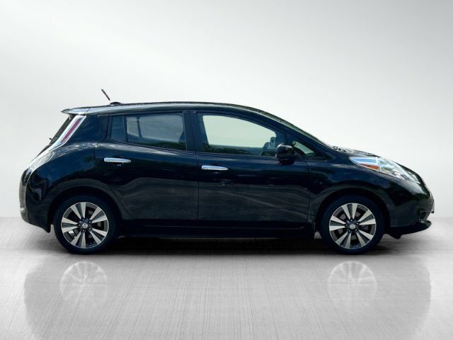 Used 2015 Nissan Leaf SL FWD image 3