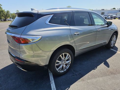 Used 2023 Buick Enclave Essence w/ Experience Buick Package FWD image 10