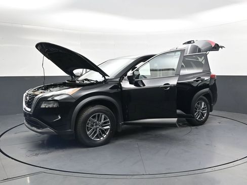 Used 2023 Nissan Rogue S FWD image 47