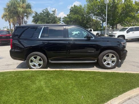 Used 2018 Chevrolet Tahoe LT w/ Luxury Package RWD image 3