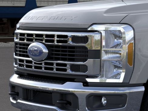 New 2026 Ford F350 XLT image 17