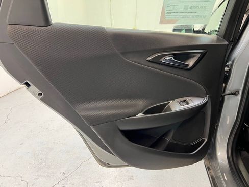 Used 2025 Chevrolet Malibu LS image 26