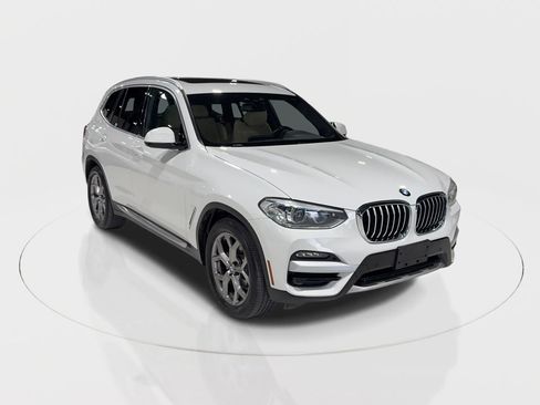 Used 2021 BMW X3 sDrive30i w/ Convenience Package image 2