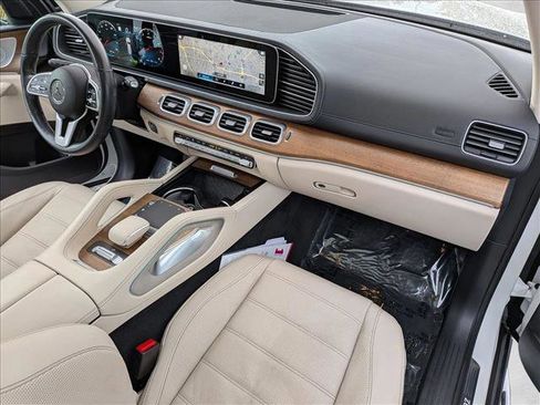 Certified 2023 Mercedes-Benz GLS 450 4MATIC image 25