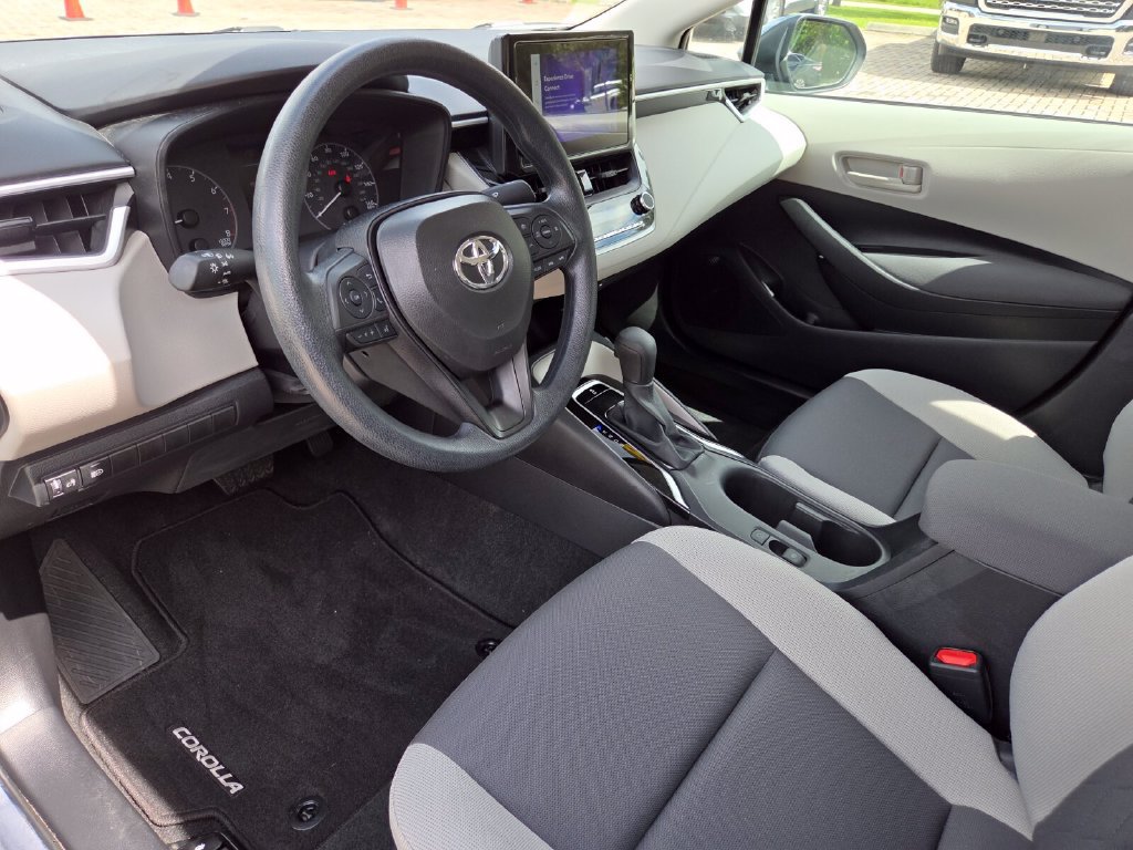 Certified 2025 Toyota Corolla LE w/ Convenience Package FWD image 25