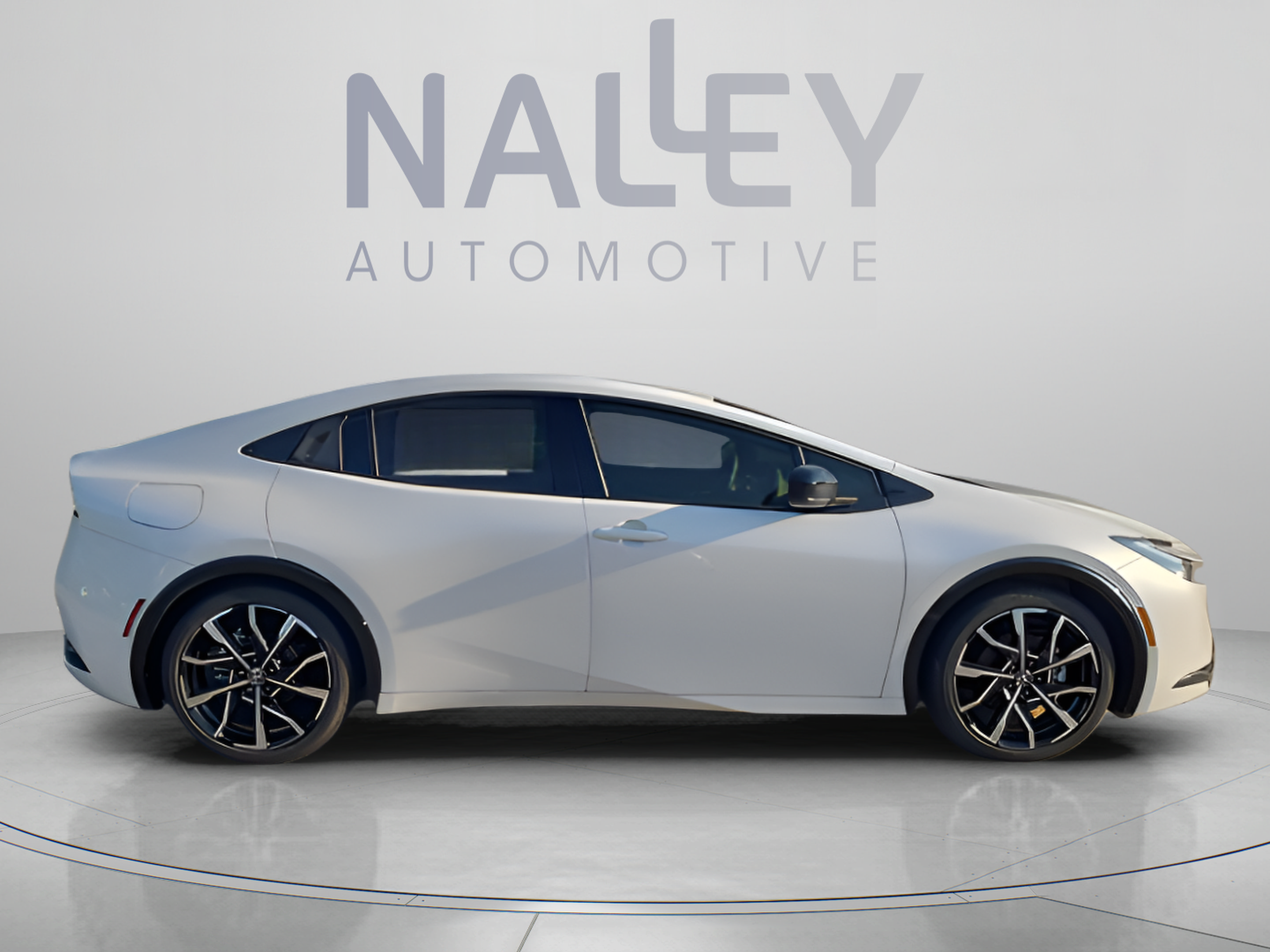 New 2026 Toyota Prius Plug-In Hybrid FWD image 6