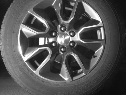 Used 2023 Chevrolet Silverado 1500 LT AWD/4WD image 12