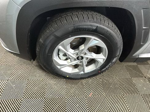 Certified 2024 Hyundai Tucson SEL FWD image 12