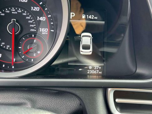 Used 2023 Hyundai Elantra SEL image 26