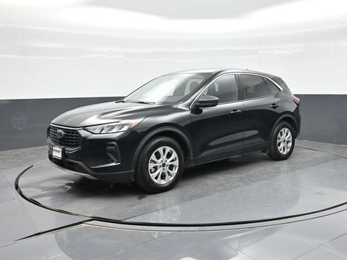 Used 2024 Ford Escape Active FWD image 16