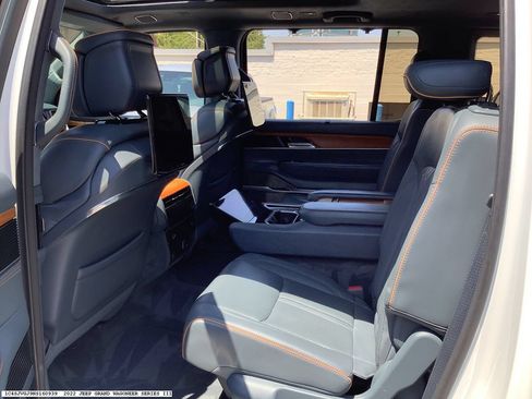 Used 2022 Jeep Grand Wagoneer Series III w/ Rear Seat Video Group 1 AWD/4WD image 12