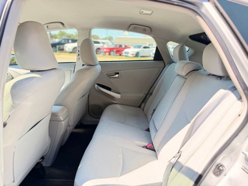 Used 2012 Toyota Prius Two FWD image 13