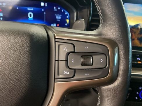Used 2022 Chevrolet Silverado 1500 High Country w/ High Country Premium Package image 15