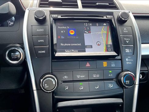 Used 2015 Toyota Camry SE w/ Moonroof Package image 35