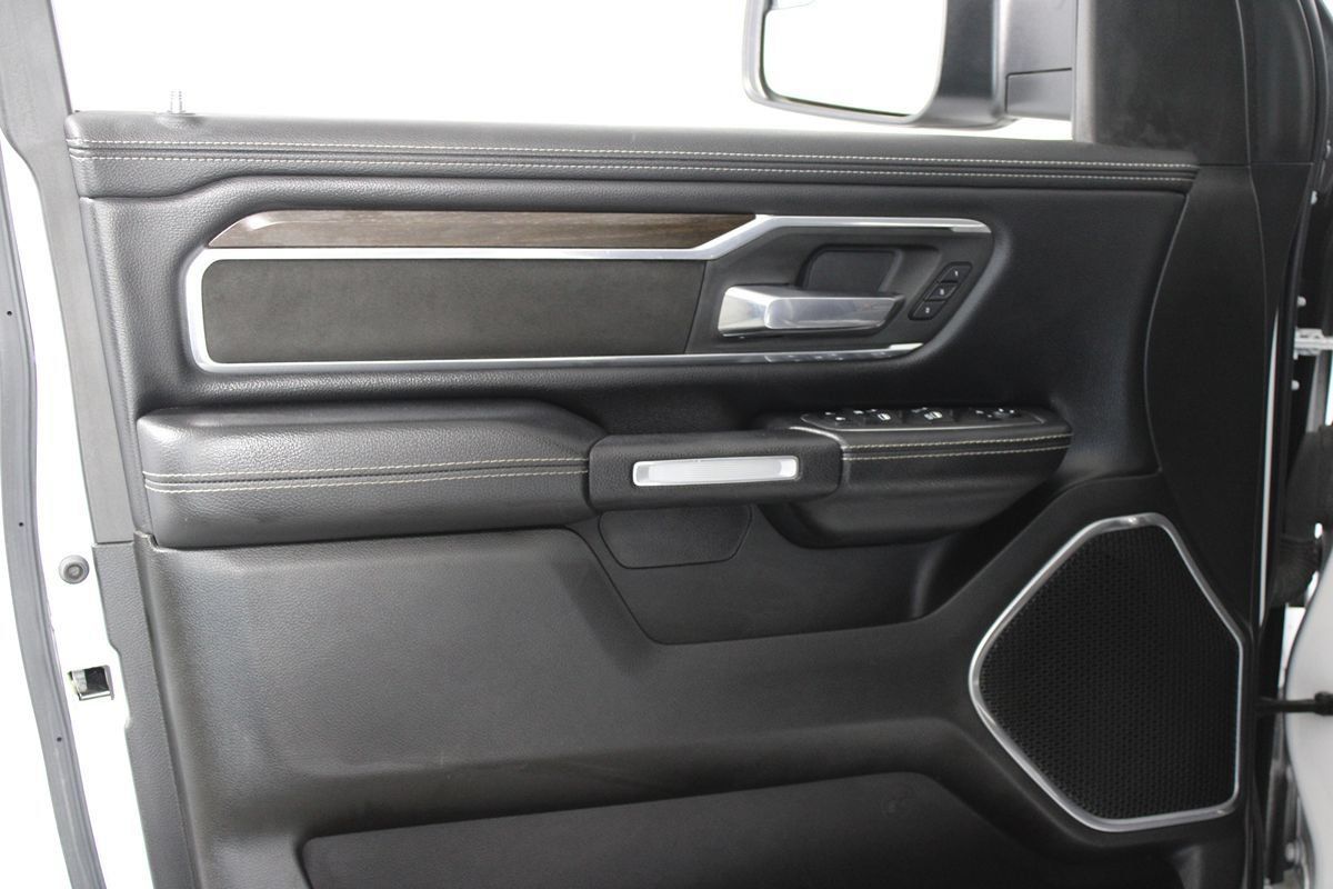 Used 2022 RAM 1500 Laramie RWD image 14