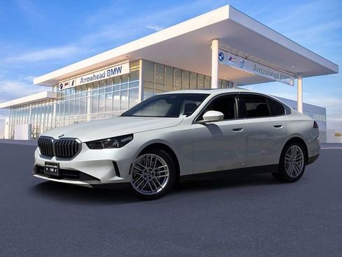 Used 2025 BMW 530i image 34